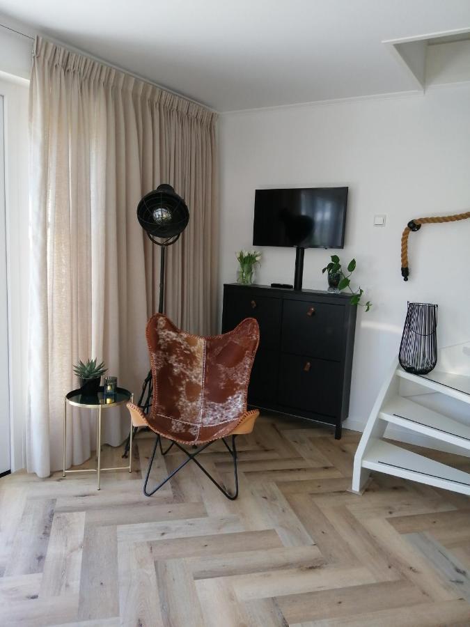 B&B Ouddorps Huisje 外观 照片